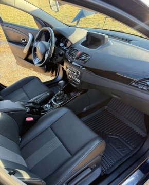 Renault Megane III Hatchback Facelifting 1.4 TCe 130KM 2013 Renault Megane Renault Megane 1.4 16V TCE Bose Edition 1.4 Benzyna 130KM, zdjęcie 7