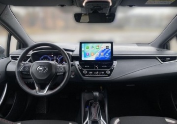 Toyota Corolla XII TS Kombi Facelifting 2.0 Hybrid Dynamic Force 196KM 2025 Toyota Corolla 2.0 Hybrid GR Sport Dynamic VAT 23 1 wlasciciel Bezwypad, zdjęcie 3