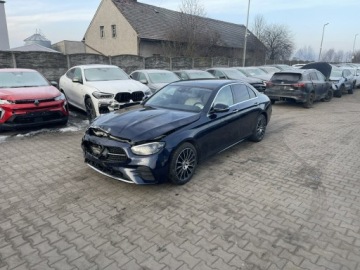 Mercedes Klasa E W213 Limuzyna Facelifting 2.9 E400d 330KM 2020 Mercedes E 400 4Matic Kamery360 Panorama Pamięć, zdjęcie 4