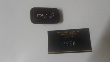 PRZYCISK KLAPY BAGAŻNIKA W 212 NR 2128210651