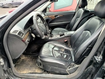 Mercedes Klasa E W211 2005 Mercedes E 220 E klasa 2.2CDI 102km 05r, zdjęcie 4