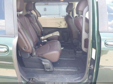 Toyota Sienna III 2023 Toyota Sienna Platinum 2023 2.5l 2.5 Hybryda 189KM, zdjęcie 12