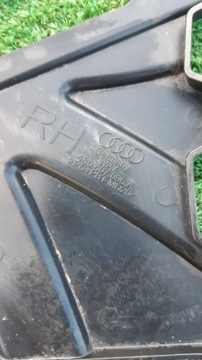 AUDI R8 4S0 II VÝZTUHA NÁRAZNÍKU DRŽÁKY PŘEDNÍ PRAVÝ 4S0807095A