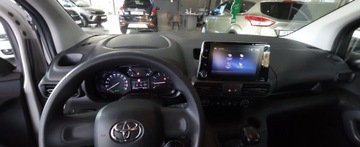 Toyota 2022 Toyota Proace City Verso Polski salon 130KM Long 7foteli Perfekcyjny stan, zdjęcie 33