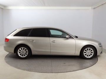 Audi A4 B8 Avant Facelifting 2.0 TDI 112g 136KM 2013 Audi A4 2.0 TDI, Klima, Klimatronic, Parktronic, zdjęcie 5