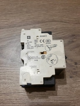 Выключатель двигателя Telemecanique GV2ME 16/9 - 14А