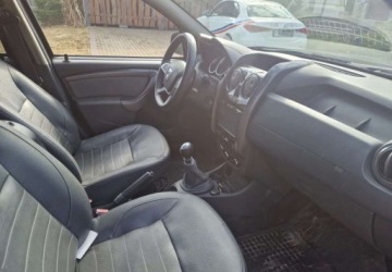 Dacia Duster I SUV Facelifting 1.2 TCe (Euro 6) 125KM 2017 Dacia Duster Dacia Duster 1.2 TCe Comfort 1.2 Benzyna 125KM, zdjęcie 9