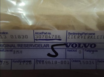 LIŠTA CHRÓM VOLVO XC90 I DVEŘE PŘEDNÍ