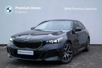 BMW Seria 5 G90-91 2024 BMW 550 BMW 550e M Pro HAK Adaptive LED Bowers&amp;Wil