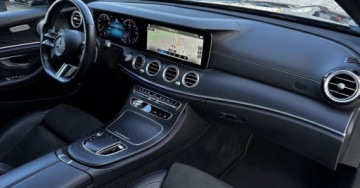 Mercedes Klasa E W213 Limuzyna 2.0 220d 194KM 2020 Mercedes-Benz Klasa E REZERWACJA SalonPL Od Dealera 4Matic AMG Line Kamera, zdjęcie 21