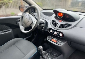 Renault Twingo II Hatchback 3d Facelifting 1.2 16V 75KM 2014 Renault Twingo Renault Clio 1.2 1 wlasciciel Przygotowany do rejestracji, zdjęcie 23