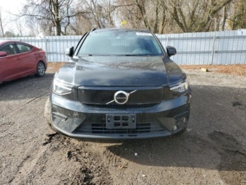 Volvo XC40 2023 Volvo XC 40 2023r., 4x4, Elektryczny 402KM, zdjęcie 4
