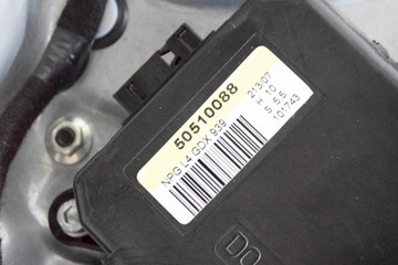 ALFA ROMEO 159 SEDAN PŘEDNÍ PRAVÉ DVEŘE BOČNÍ 50513846 50510088 2.4D 147