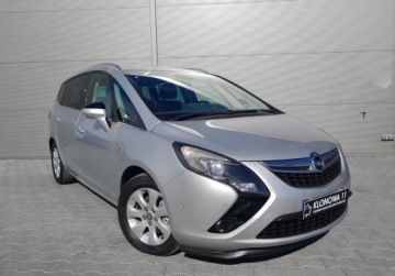 Opel Zafira C Tourer 2.0 CDTI ECOTEC 130KM 2014 Opel Zafira bezwypadekorg lakierserwisz Belgijedzie jak nowa 2.0 Diesel, zdjęcie 1