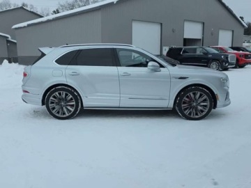Bentley Bentayga 2021 Bentley Bentayga Speed 2021 6.0 Benzyna 626KM, zdjęcie 5