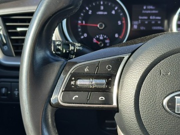 Kia Ceed III Kombi 1.6 CRDi 136KM 2021 Kia Cee&#039;d 1.6 CRDi mHEV M 136KM 2021 Salon PL, zdjęcie 13