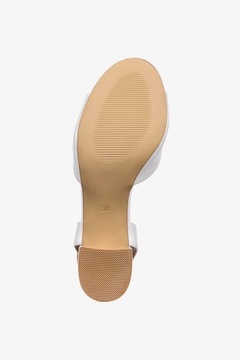 ЖЕМЧУЖНЫЕ САНДАЛИИ НА НИЗКОМ КАБЛУКЕ С МОДНОЙ ДЕКОРАЦИОННОЙ КОЖАНОЙ СТЕЛКОЙ, размер 37