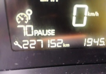 Peugeot 308 II SW 1.6 BlueHDi 120KM 2016 Peugeot 308 2016r. 1.6HDI. Uszkodzony lekko przod i tyl. Jezdzi. 1.6, zdjęcie 12