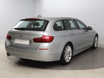 BMW Seria 5 F10-F11 Touring Facelifting 520d 190KM 2016 BMW 5 520d, 187 KM, Automat, Skóra, Navi, Xenon, zdjęcie 4
