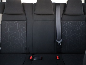 Peugeot 2008 I SUV Facelifting 1.2 PureTech 110KM 2017 Peugeot 2008 1.2 PureTech, Salon Polska, zdjęcie 9