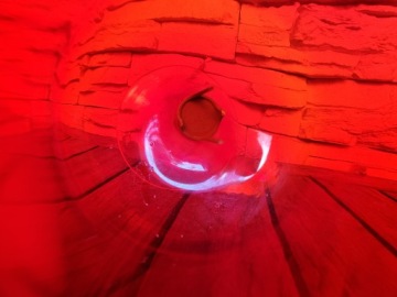 Ваза кубок чашка красная декоративная ваза