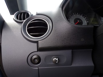 Mitsubishi Colt VII 2009 MITSUBISHI COLT 1.2 BENZ ZAMIANA, zdjęcie 11