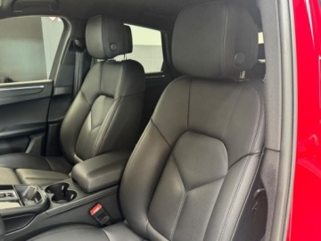 Porsche Macan SUV Facelifting 2.0  245KM 2021 Porsche Macan 2.0 Benzyna 244KM, zdjęcie 9