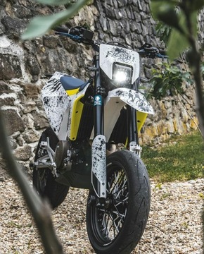 СВЕТОДИОДНАЯ ЛАМПА DUAL.5 HUSQVARNA 701 SM ENDURO 16- ЧЕРНАЯ