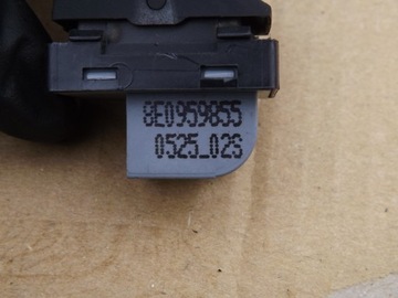 AUDI A4 B6 B7 SEAT EXEO PŘEPÍNAČ ZVEDÁNÍ SKEL OKNO 8E0959855