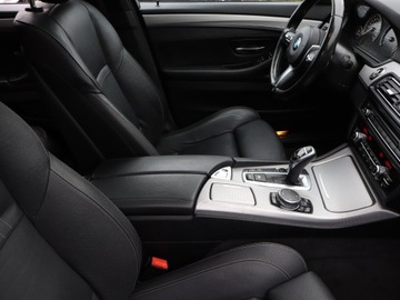 BMW Seria 5 F10-F11 Limuzyna Facelifting 525d 218KM 2016 BMW 5 525d xDrive, 214 KM, 4X4, Automat, VAT 23%, zdjęcie 8