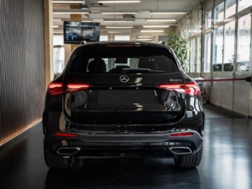 Mercedes GLC C254/X254 SUV 2.0 300d 269KM 2025 MERCEDES-BENZ GLC 300 d 4-Matic AMG Line 2.0 (269KM) 2025, zdjęcie 4