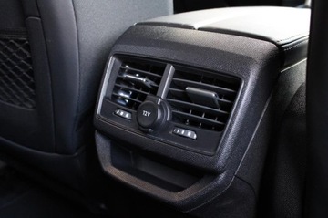 Peugeot 3008 II Crossover Facelifting  1.5 BlueHDi 130KM 2022 Peugeot 3008 Allure Pack, zdjęcie 7