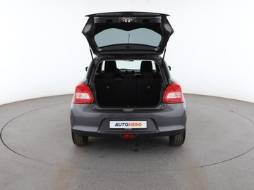 Suzuki Swift VI Hatchback 1.2 DualJet 90KM 2018 Suzuki Swift grzane fotele klima, zdjęcie 18