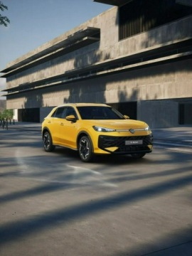 Volkswagen T-Roc I SUV Facelifting 1.5 TSI ACT 150KM 2026 Volkswagen T-Roc Wersja R-Line 1.5 eTSI 150 KM DSG, zdjęcie 3