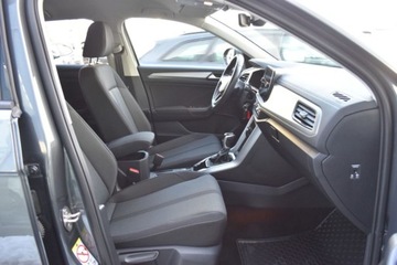 Volkswagen T-Roc I SUV Facelifting 1.5 TSI ACT 150KM 2022 Volkswagen T-Roc SalonPL 150KM TSI DSG Life 17 ZimowySiedzenia komfortoweV, zdjęcie 34