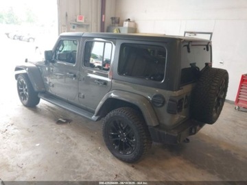 Jeep Wrangler IV 2021 Jeep Wrangler 4XE Unlimited Sahara 2021 2.0l 2.0 Hybryda 270KM, zdjęcie 3