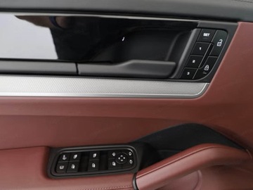 Porsche Cayenne III SUV Facelifting 4.0 474KM 2025 PORSCHE Cayenne S Suv 4.0 (474KM) 2025, zdjęcie 10