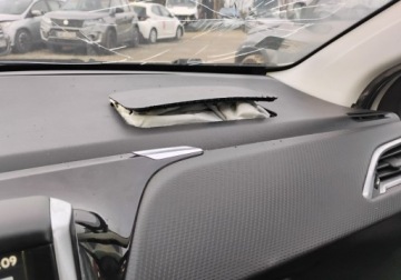Peugeot 2008 I SUV Facelifting 1.6 BlueHDi 99KM 2016 Peugeot 2008 2016r, 1.6HDI. Uszkodzony lewy tyl. Jezdzi. 1.6 Diesel 99KM, zdjęcie 14