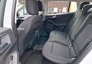 Ford Focus IV Kombi 1.0 EcoBoost 125KM 2019 Ford Focus 1.0 EcoBoost Trend Edition Benzyna 125KM, zdjęcie 11