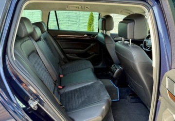 Volkswagen Passat B8 Variant 2.0 TDI SCR 240KM 2016 Volkswagen Passat Volkswagen Passat 2.0 TDI Bi-Turbo BMT 4Mot Highline DSG, zdjęcie 21