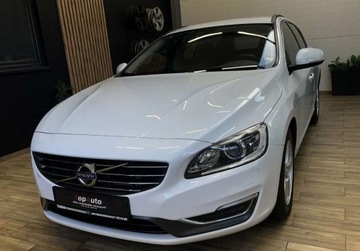 Volvo V60 I Kombi Facelifting 2.0 D4 DRIVE-E 181KM 2014 Volvo V60 2.0 D4 181KM manual gwarancja kam..., zdjęcie 10