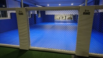 PANELE MMA W FORMIE ŚCIAN DO OKTAGONU RING