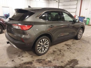 Ford Escape III 2020 Ford Escape Titanium, 2020r., 4x4, 2.0L 2.0 Benzyna 250KM, zdjęcie 2