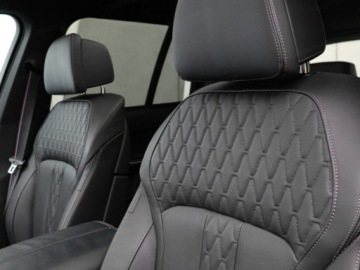 BMW X5 G05 SUV Plug-In Facelifting 3.0 50e 490KM 2026 BMW X5 xDrive50e Sport Suv 3.0 (489KM) 2026, zdjęcie 6