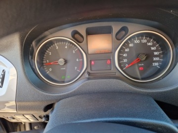 Citroen C-Elysee II Sedan 1.6 VTi 115KM 2016 Citroen C-Elysee Citroen C-Elysee 1.6 Benzyna Salon PL 88 Tys km Raty Zami, zdjęcie 14