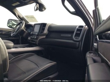 RAM 2500 2022r., 4X4, od ubezpieczalni 6.4 Benzyna 410KM, zdjęcie 8