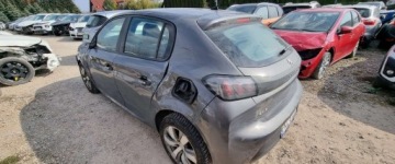 Peugeot 208 II 2021 Peugeot 208 2021r, 1.2 Benzyna. Uszkodzony. Poobijany. Jezdzi. 1.2 Benzyna, zdjęcie 3