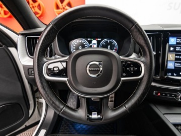 Volvo XC60 II Crossover D4 190KM 2019 VOLVO XC60 D4 R-Design Suv 2.0 190 KM 2019, zdjęcie 12