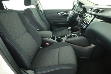 Nissan Qashqai II Crossover 1.2 DIG-T 115KM 2016 Nissan Qashqai 1.2 DIG-T, Salon Polska, zdjęcie 6