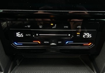 Volkswagen Passat B8 Variant Facelifting 2.0 TDI SCR 150KM 2022 Volkswagen Passat Variant Business Pakiety, FV 23, ACC, Asystenci, Czujni, zdjęcie 24